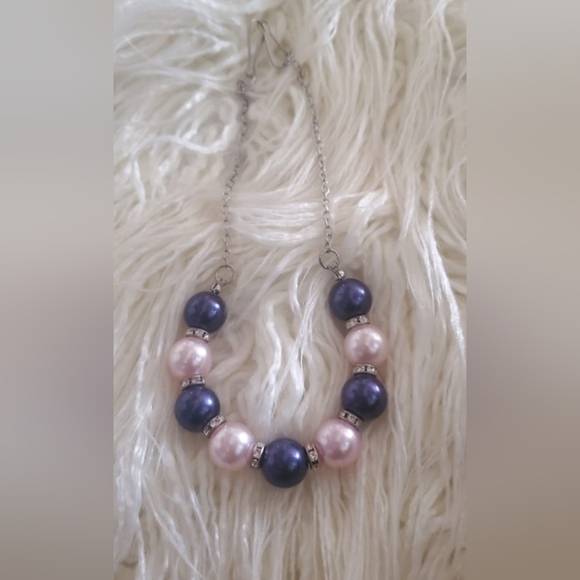 Pink and Blue Color Necklace.🌴 - Picture 2 of 9